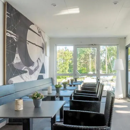 Hausboot Relax Úszó hotel