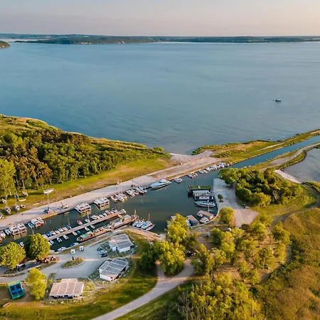 Úszó hotel Hausboot Relax