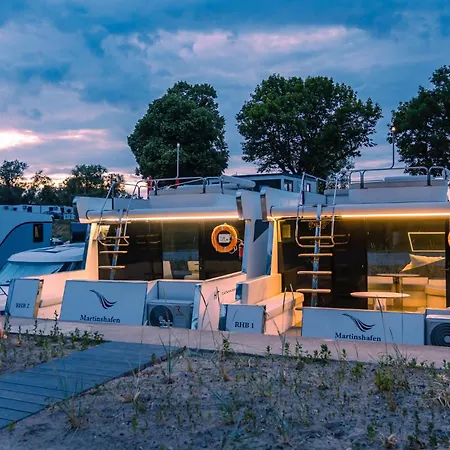 Hausboot Relax Sagard